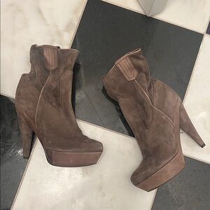 MADE in ITALY SUEDE BOOTS